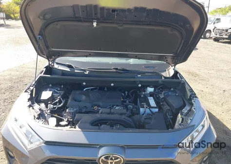 2021 Toyota Rav4 Xle from USA, damaged, VIN 2T3W1RFV0MC166181